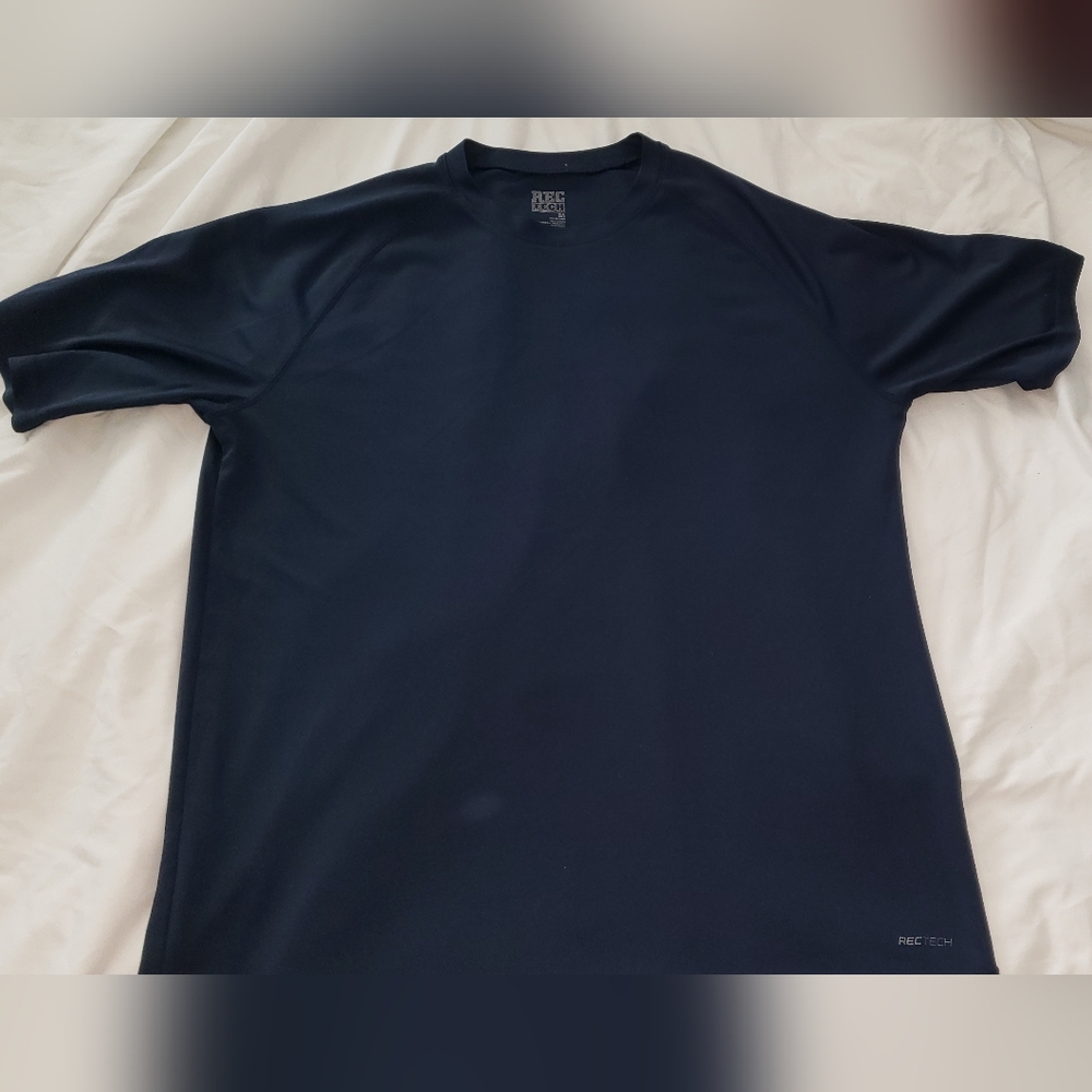 REC TECH Navy blue short sleeve shirt Size medium   All Orders ship in 1-2 busi